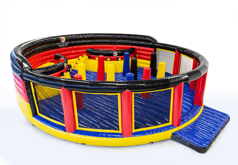 Zamów nadmuchiwaną arenę Deutsche Soccer liga dla młodych i starszych. Kup teraz dmuchaną arenę online w JB Dmuchańce Polska